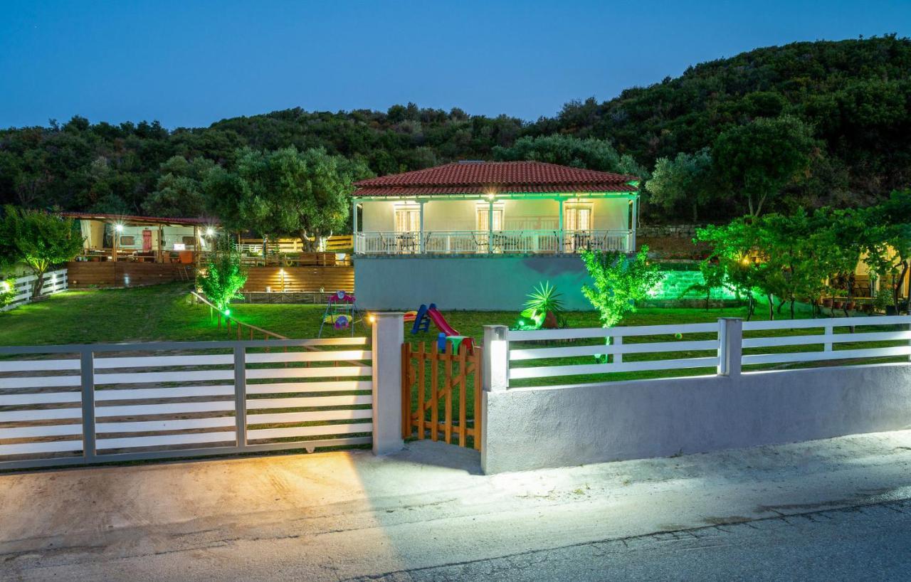 Studios Vagelis Kalamítsion Екстериор снимка